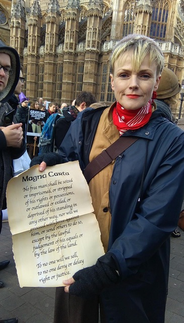 Maxine Peake 'sticking it to that lot over there'
