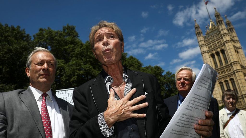 Cliff Richard launches campaign for pre-charge anonymity in sexual offences cases